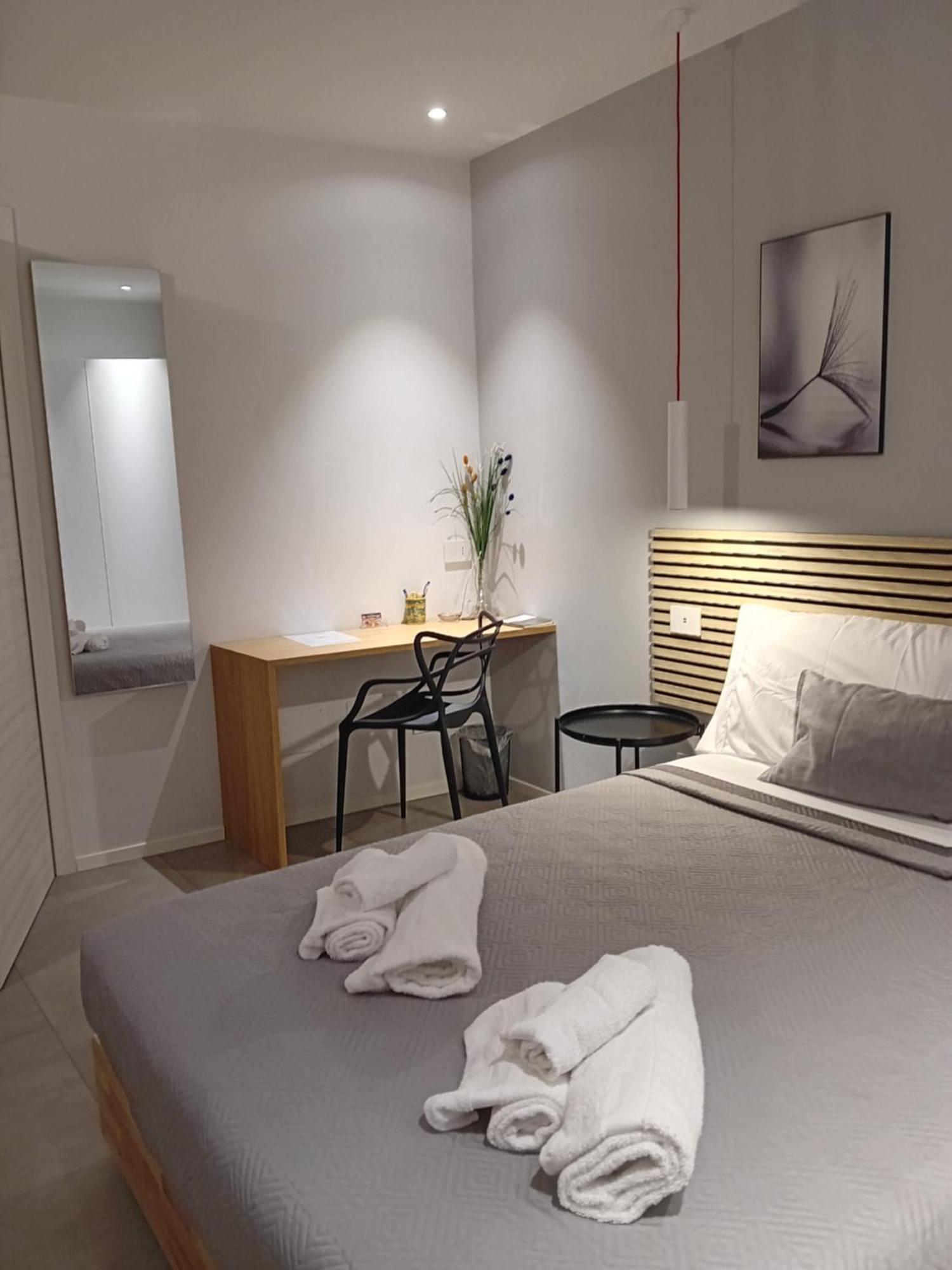 카스텔부오노 Porta San Paolo House 아파트 호텔 외부 사진