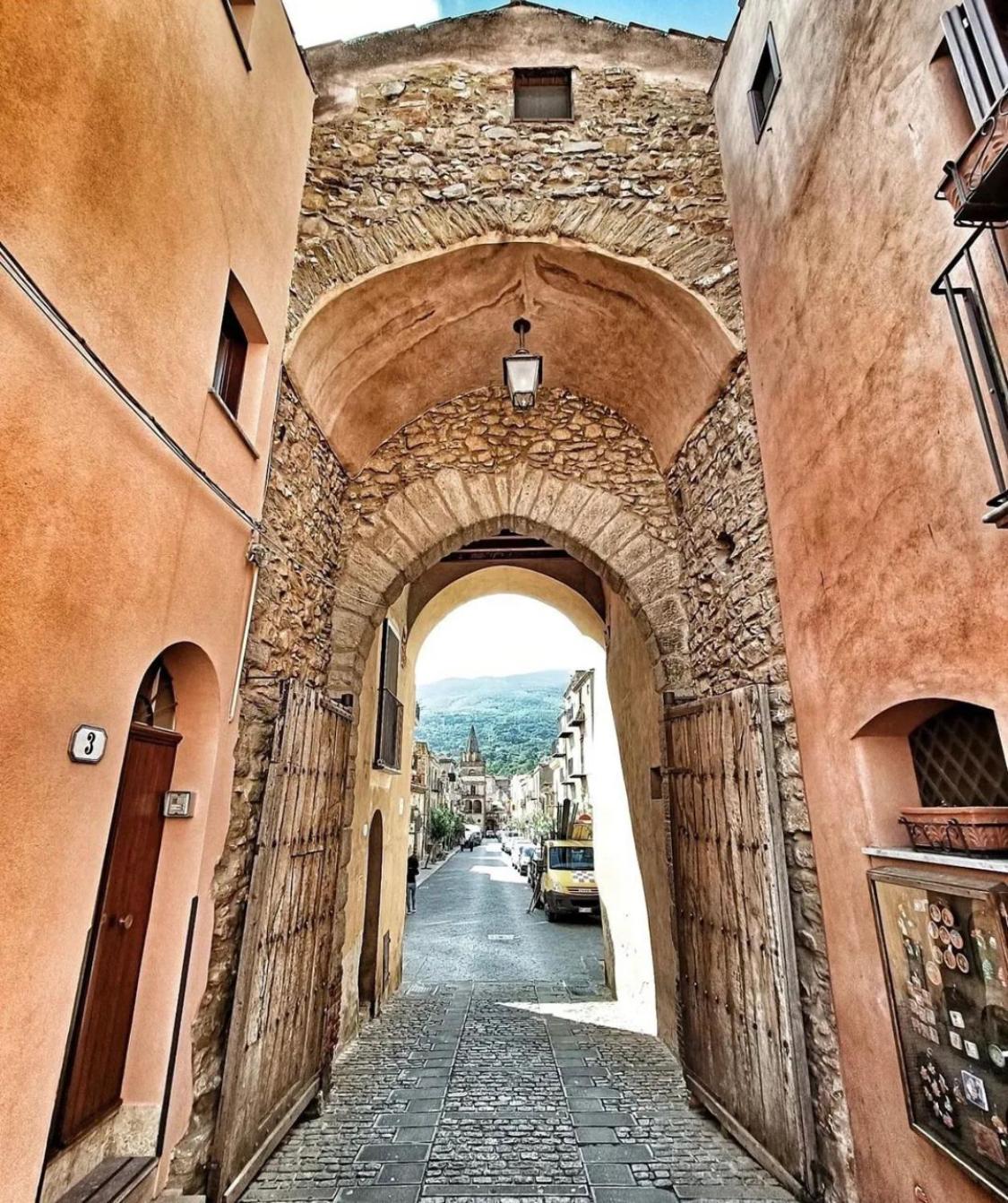 카스텔부오노 Porta San Paolo House 아파트 호텔 외부 사진